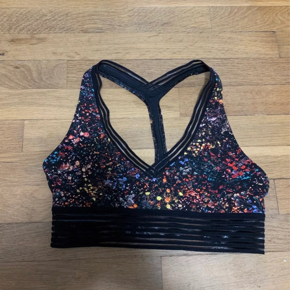 Lululemon Sports Bra 8!